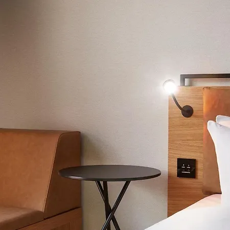 Hotel H2